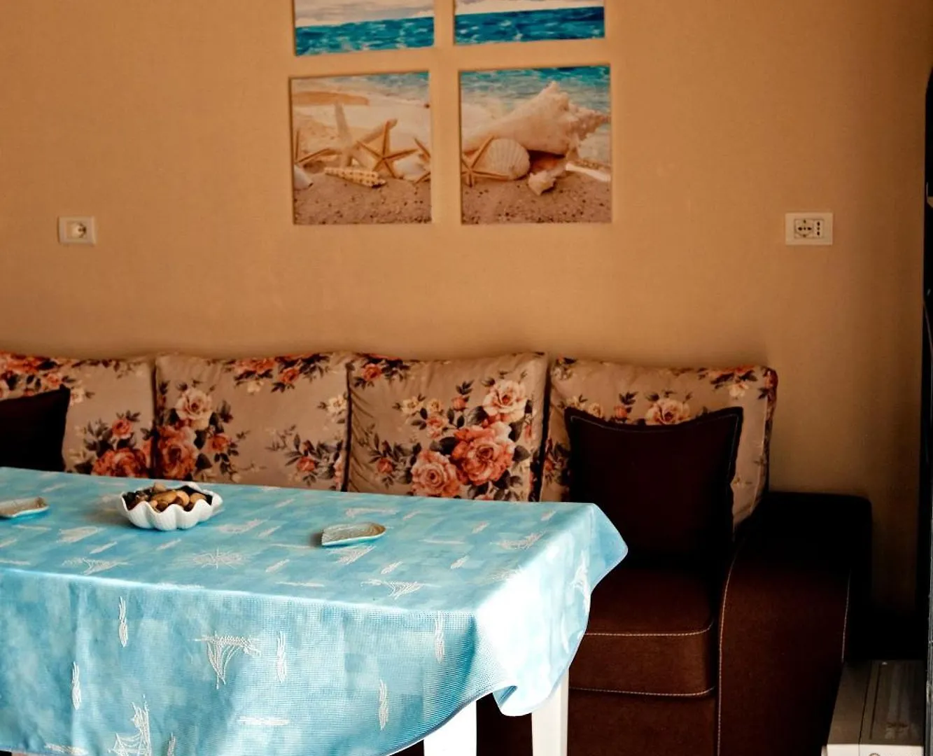 Halluni Apartment Velipoje